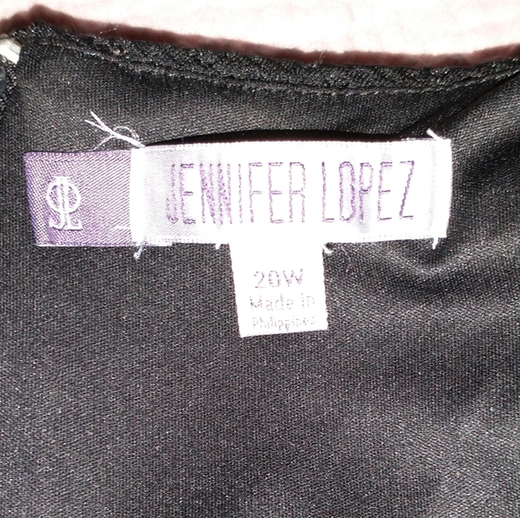 Dress - Picture 6 of 8